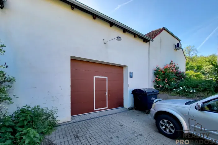 Prodej komerční nemovitosti, Šanov, Nádražní, 261 m2