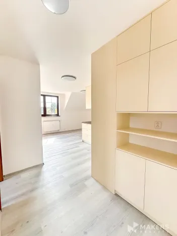 Pronájem bytu 2+kk, Praha - Strašnice, Konojedská, 44 m2