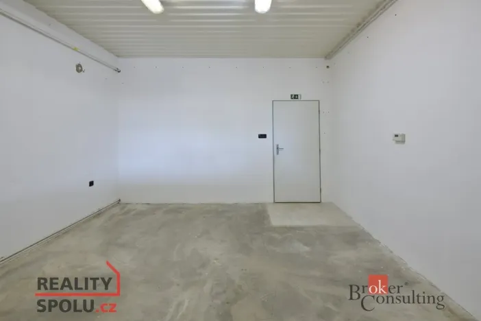Pronájem skladu, Mnichovo Hradiště, Jiráskova, 450 m2