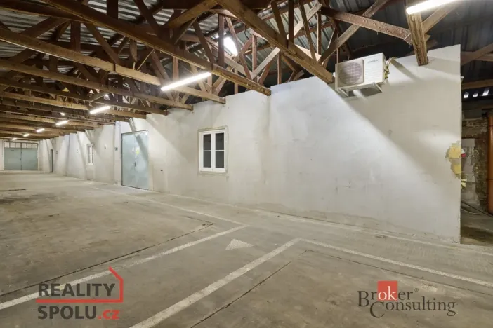 Pronájem skladu, Mnichovo Hradiště, Jiráskova, 450 m2