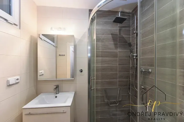Prodej bytu 3+kk, Praha - Hloubětín, V chaloupkách, 58 m2
