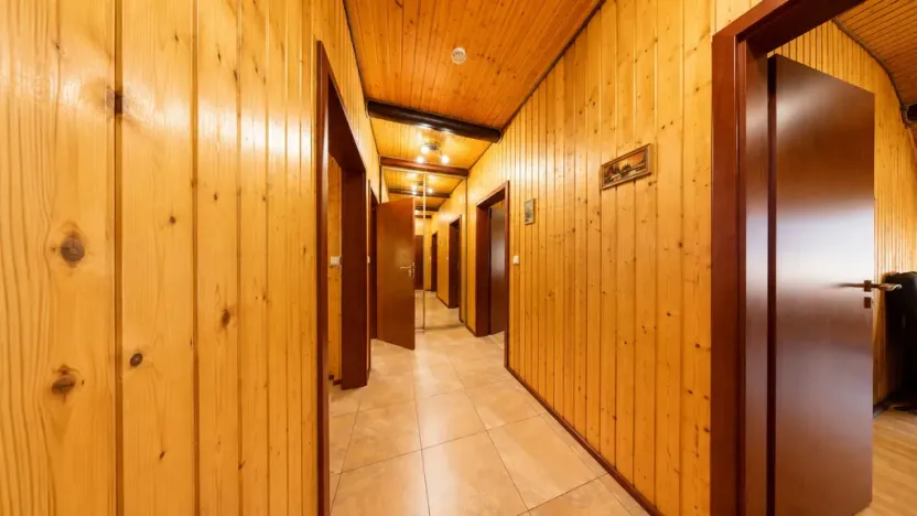 Prodej bytu 2+1, Karlovy Vary, Nebozízek, 62 m2