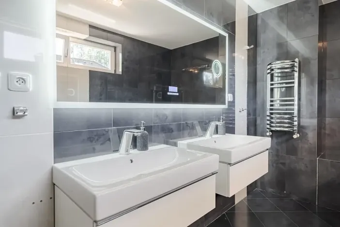Prodej rodinného domu, Benátky, 241 m2