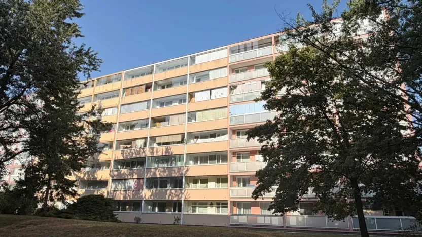 Pronájem bytu 1+kk, Praha - Podolí, Kaplická, 33 m2