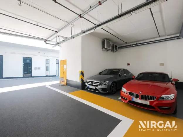 Prodej obchodního prostoru, Praha - Dejvice, Kolejní, 91 m2