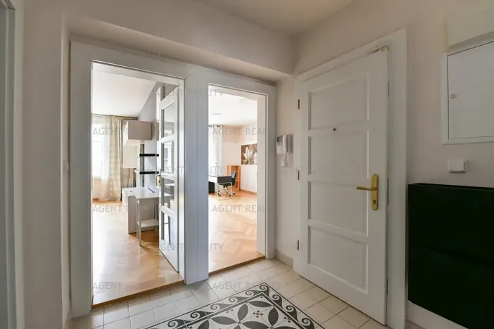 Pronájem bytu 3+kk, Praha - Břevnov, 8. listopadu, 80 m2