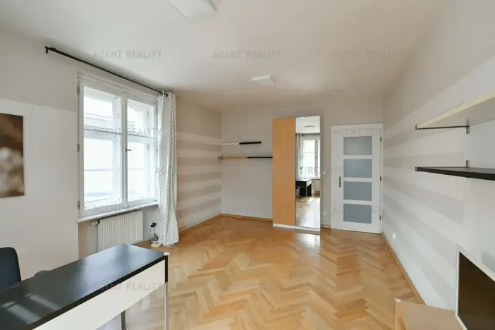 Pronájem bytu 3+kk, Praha - Břevnov, 8. listopadu, 80 m2