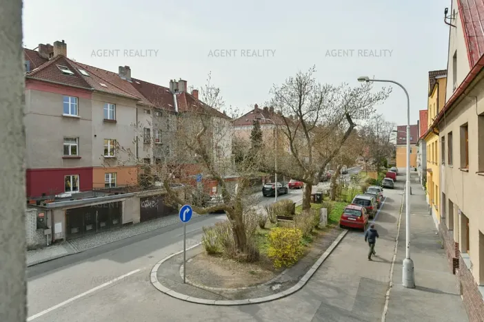 Pronájem bytu 3+kk, Praha - Břevnov, 8. listopadu, 80 m2