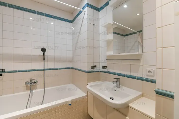 Pronájem bytu 3+kk, Praha - Břevnov, 8. listopadu, 80 m2