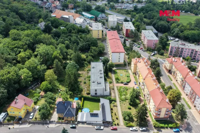 Prodej obchodního prostoru, Žatec, 900 m2
