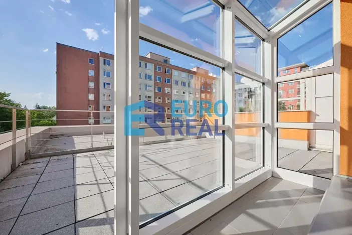 Pronájem bytu 2+1, Praha - Hlubočepy, Werichova, 65 m2