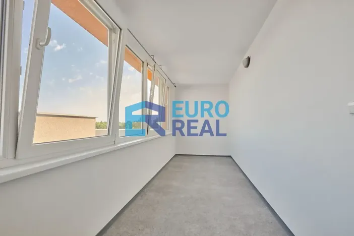 Pronájem bytu 2+1, Praha - Hlubočepy, Werichova, 65 m2