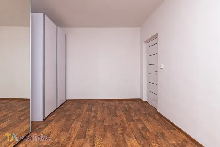 Prodej bytu 2+1, Karviná, Haškova, 54 m2