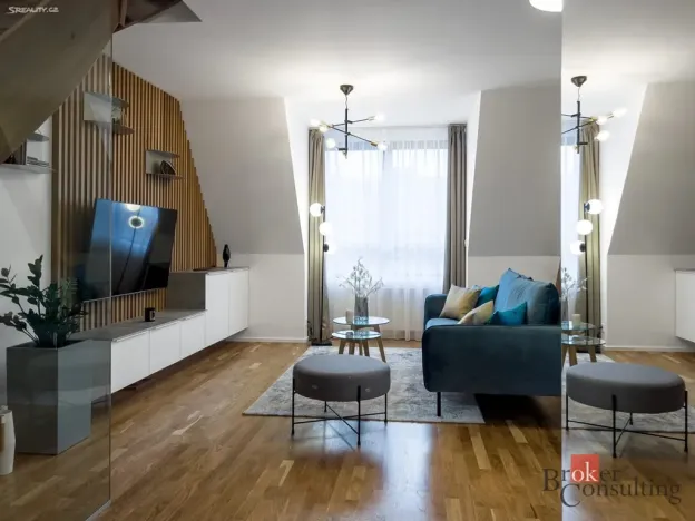 Pronájem bytu 2+kk, Liberec - Liberec I-Staré Město, Masarykova, 64 m2