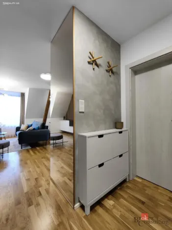 Pronájem bytu 2+kk, Liberec - Liberec I-Staré Město, Masarykova, 64 m2