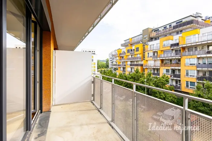 Pronájem bytu 1+kk, Praha, Gerstelova, 35 m2