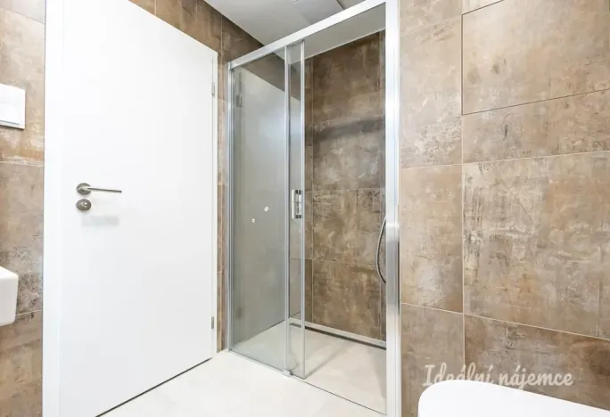 Pronájem bytu 1+kk, Praha, Gerstelova, 35 m2