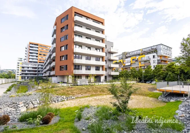 Pronájem bytu 1+kk, Praha, Gerstelova, 35 m2