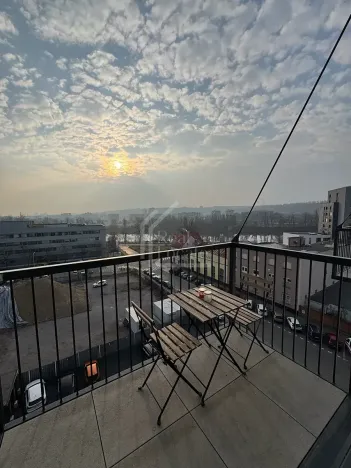Pronájem bytu 1+kk, Praha - Holešovice, V háji, 36 m2