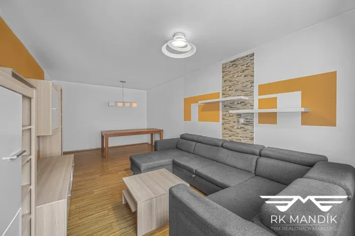 Pronájem bytu 3+1, Praha - Malešice, Tuchorazská, 72 m2