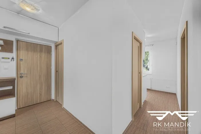 Pronájem bytu 3+1, Praha - Malešice, Tuchorazská, 72 m2