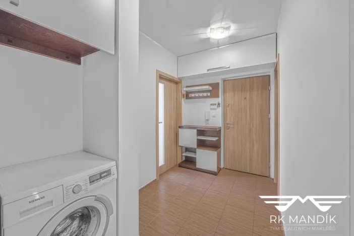 Pronájem bytu 3+1, Praha - Malešice, Tuchorazská, 72 m2