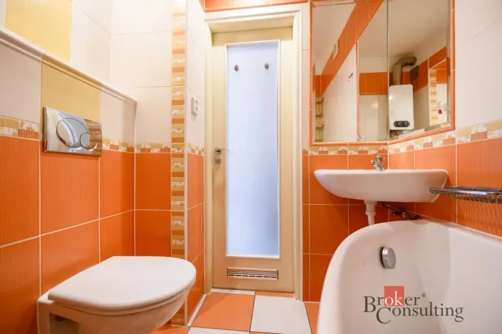 Prodej bytu 2+kk, Plzeň - Lobzy, Živnostenská, 40 m2