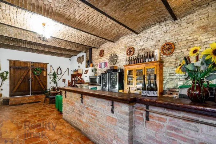 Prodej restaurace, Dolní Dunajovice, Hlavní, 300 m2