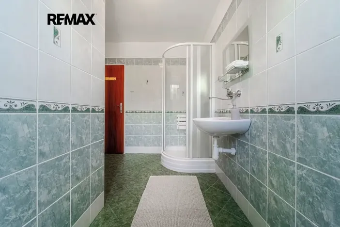 Prodej rodinného domu, Hrušovany u Brna, Vodní, 190 m2