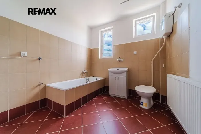 Prodej rodinného domu, Hrušovany u Brna, Vodní, 190 m2