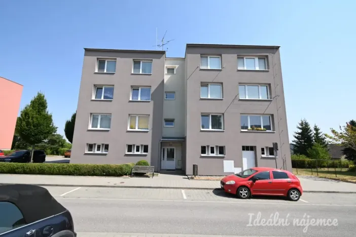 Pronájem bytu 2+1, Náměšť nad Oslavou, Zborovská, 48 m2