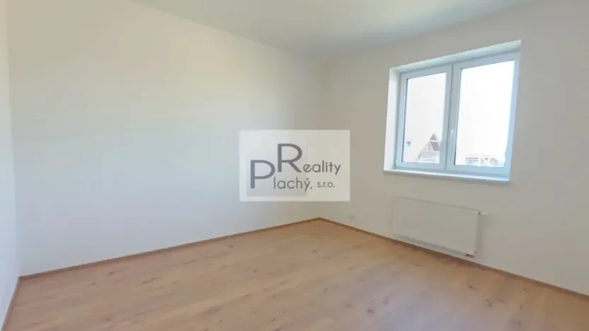 Prodej bytu 2+kk, Hevlín, 62 m2