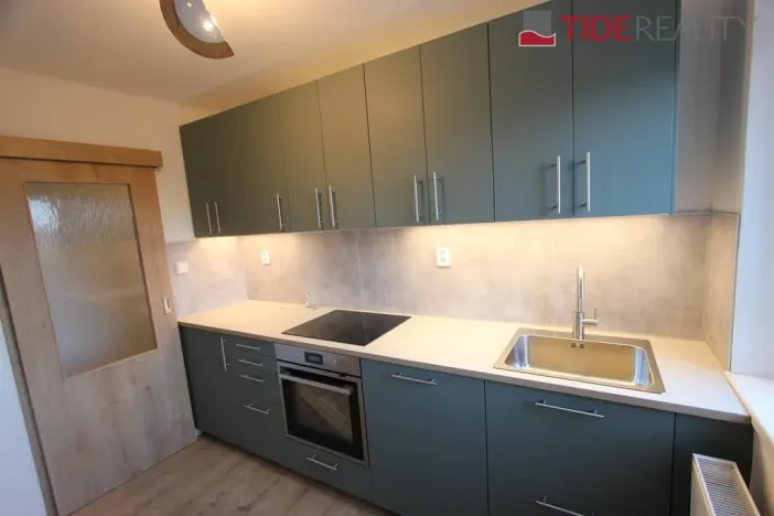 Pronájem bytu 2+1, Praha - Uhříněves, V bytovkách, 60 m2