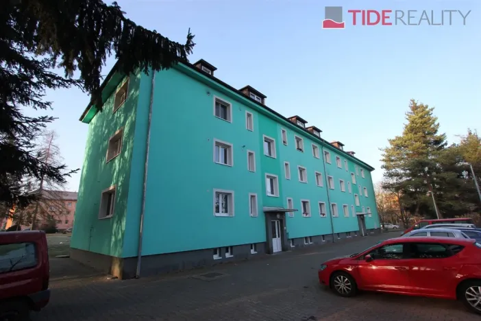 Pronájem bytu 2+1, Praha - Uhříněves, V bytovkách, 60 m2