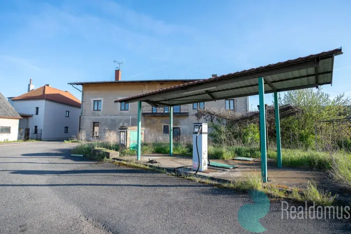 Prodej skladu, Chotětov, Husovo náměstí, 3000 m2