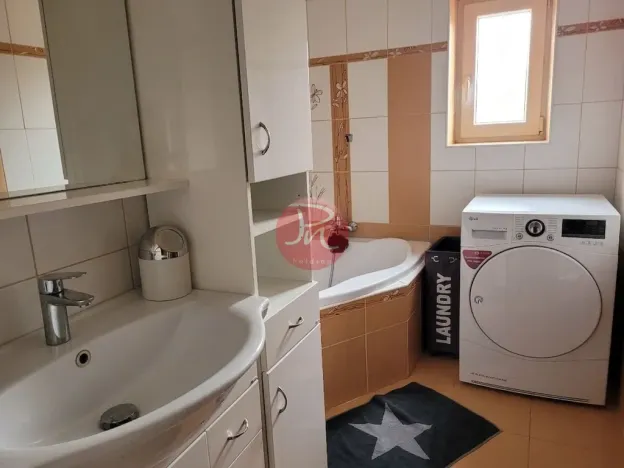 Prodej rodinného domu, Veltruby, Školní, 156 m2