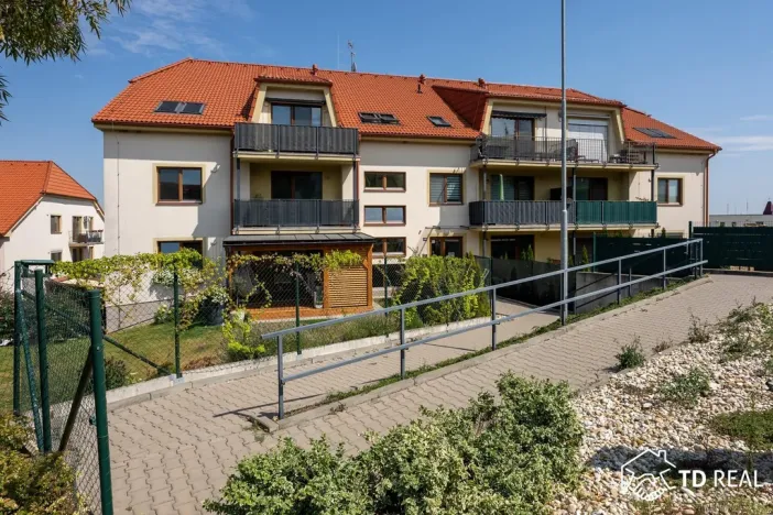 Prodej bytu 3+kk, Holubice, 73 m2