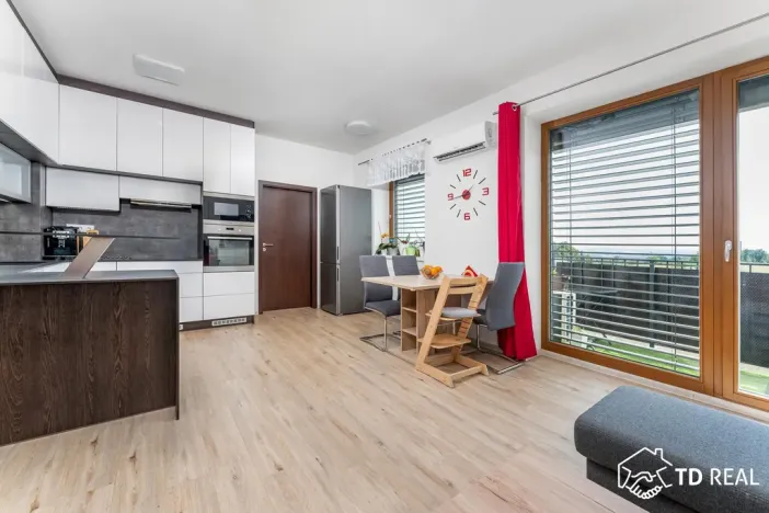 Prodej bytu 3+kk, Holubice, 73 m2