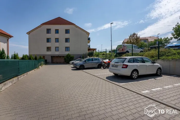 Prodej bytu 3+kk, Holubice, 73 m2