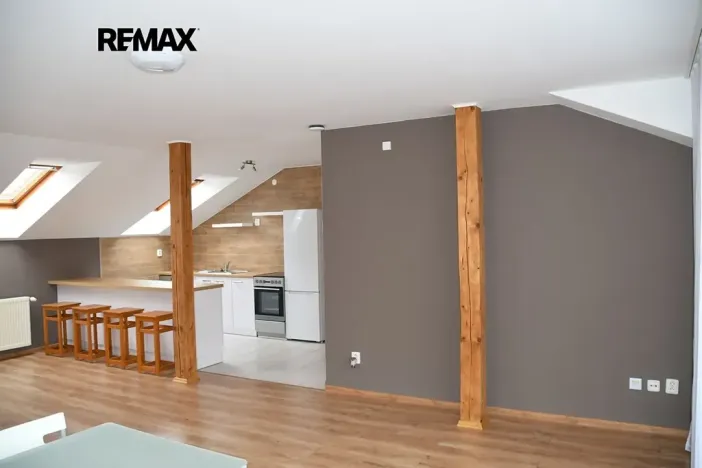 Pronájem bytu 2+kk, Plzeň, Resslova, 78 m2
