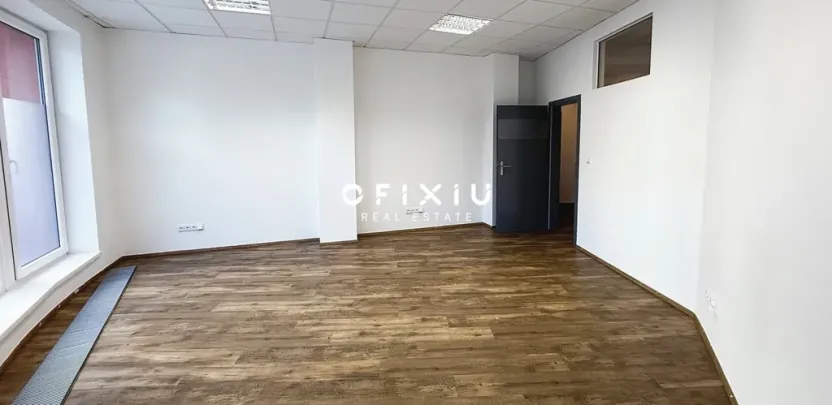 Pronájem kanceláře, Brno - Černovice, Klíčova, 143 m2