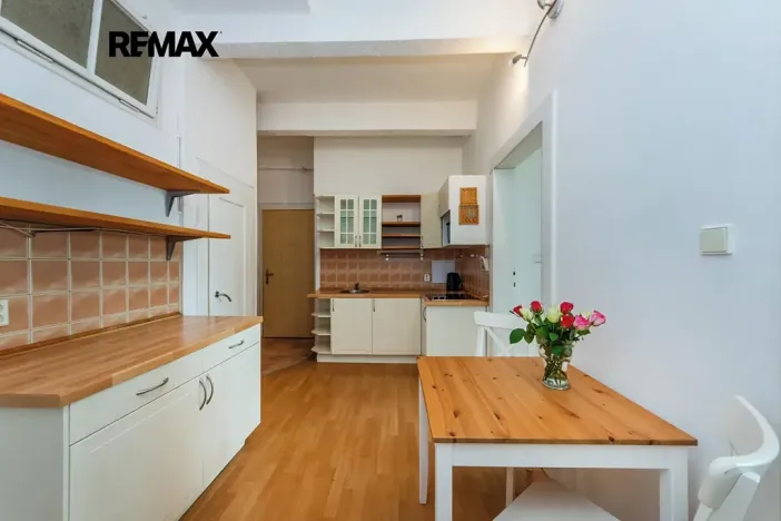 Pronájem bytu 2+1, Praha - Vinohrady, Soběslavská, 52 m2