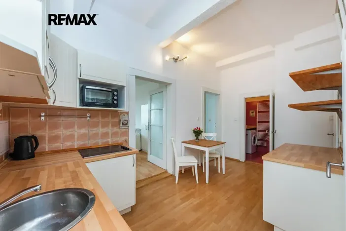 Pronájem bytu 2+1, Praha - Vinohrady, Soběslavská, 52 m2