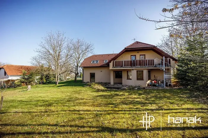 Prodej rodinného domu, Strančice, 259 m2