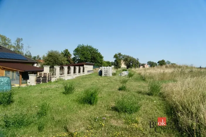 Prodej pozemku pro bydlení, Březno, Nádražní, 881 m2