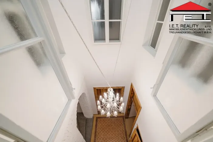 Prodej kanceláře, Frýdek-Místek, Zámecké nám., 89 m2