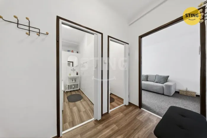 Pronájem bytu 2+kk, Vsetín, Na Kamencoch, 41 m2