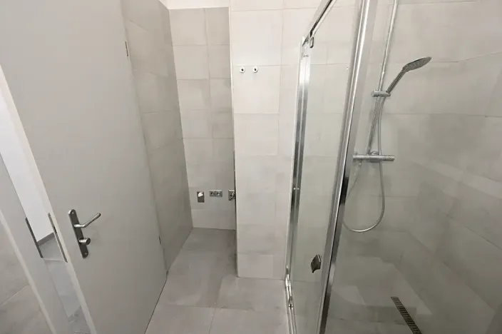 Pronájem bytu 1+kk, Praha - Vinohrady, Vinohradská, 43 m2