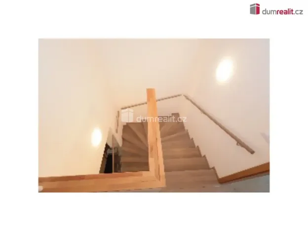 Pronájem rodinného domu, Praha - Dolní Chabry, Za Pískovnou, 168 m2