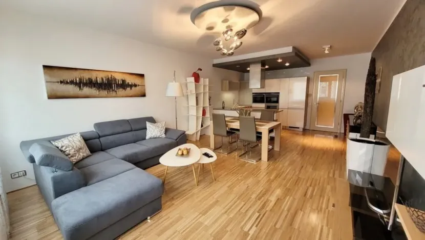 Prodej bytu 3+kk, Praha - Karlín, Rohanské nábřeží, 134 m2